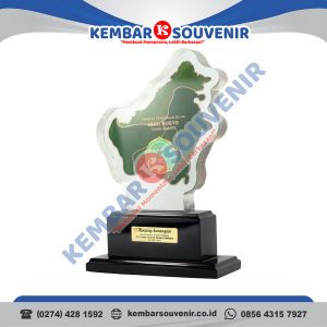 Vandel Penghargaan DPRD Kabupaten Sleman