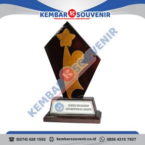 Piala Bahan Akrilik Kabupaten Teluk Wondama