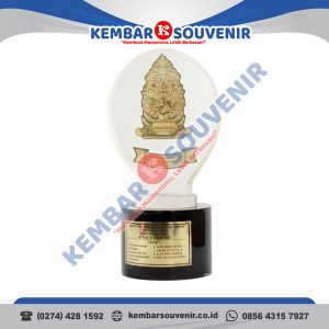 Piala Plakat Unilever Indonesia Tbk