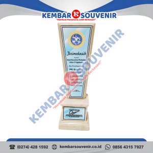 Plakat Jam Meja DPRD Kabupaten Kediri