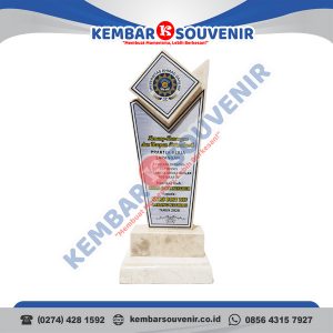 Piala Acrylic Badan Karantina Pertanian Kementerian Pertanian
