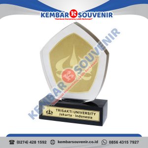 Piala Acrylic SMR Utama Tbk