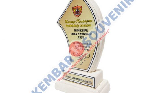 Gambar Plakat Penghargaan Badan Pengembangan Wilayah Surabaya – Madura