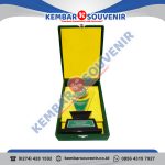 Contoh Piala Akrilik Universitas Negeri Gorontalo